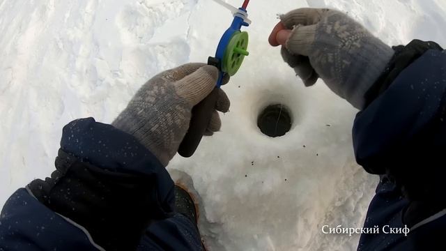 ИСКУССТВЕННЫЙ МОТЫЛЬ И ОПЫРЫШ/РЫБАЛКА смотреть онлайн