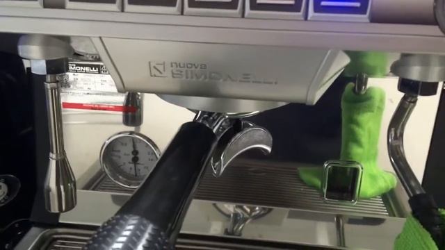 Обслуживание Nuova Simonelli Appia II gr v смотреть онлайн