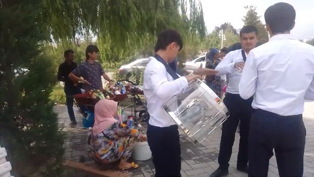 Навои Варзоб туй дар кохи бахт тел:915515524 ва 555554383 лайк ва падписатсаро фаромуш накунед. смотреть онлайн