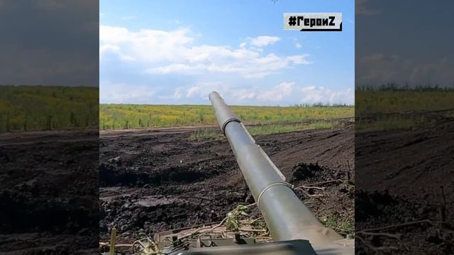 Бесшумный, быстрый, проходимый. Свой танк Т-80 нахваливают мехвод «Иваныч», оператор-наводчик «Зима» смотреть онлайн