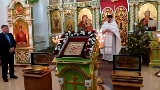 Рождественская ночь в Новошешминском храме Святой Троицы смотреть онлайн