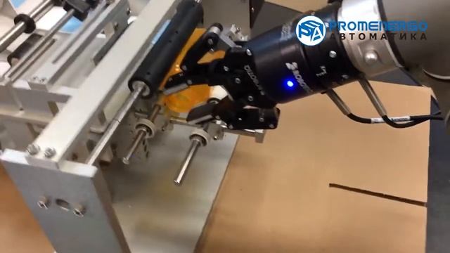 Universal Robots UR3 Pick and Place смотреть онлайн