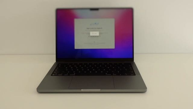 M1 Pro MacBook Pro (14", 2021) unboxing + setup смотреть онлайн