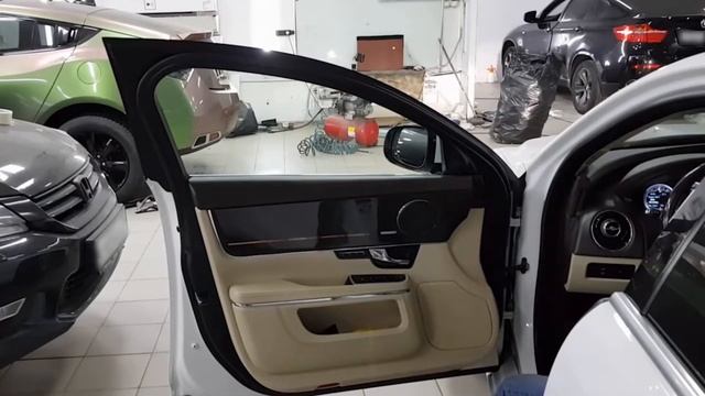 Автоматическая тонировка Jaguar XJ смотреть онлайн