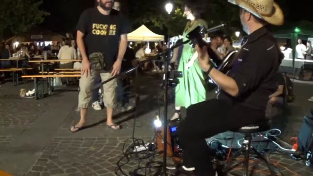 Hey Girl Slap My Butt Live Parma