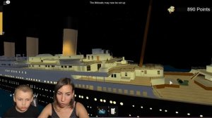 СПАСАЕМСЯ НА ШЛЮПКЕ и тонущего ТИТАНИКА в Roblox