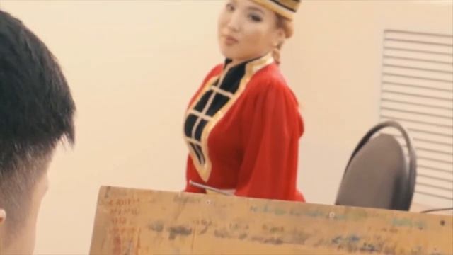 Эльгена Церенова - Хар Хархан Харц. смотреть онлайн