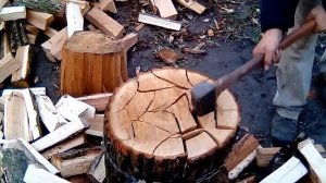 Как рубить дрова(большие пеньки)
