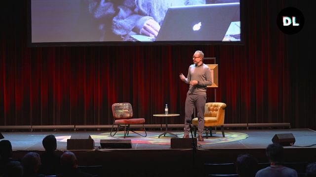 Speed without microservices: How to perform with good old HTML sites and macro services | DLSummit смотреть онлайн