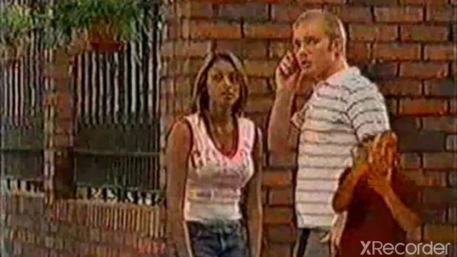 HO: Louise Summers saves Ali Taylor (12th August 2005) смотреть онлайн
