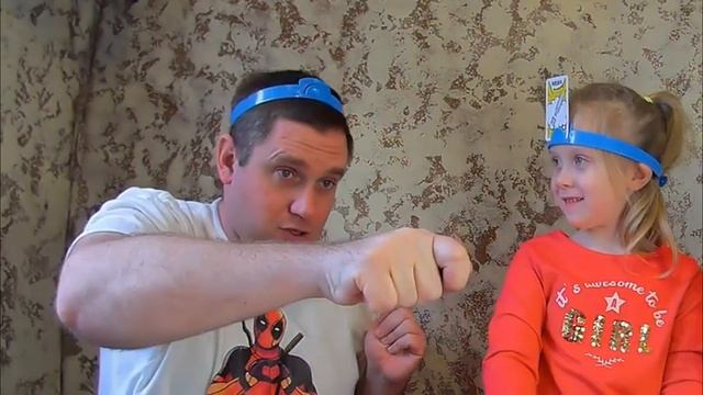 Угадай кто я❓Кто лучше сыграет в настольную игру. Новый развлекательный челлендж на нашем канале❗ смотреть онлайн