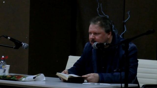 Новосибирский поэт Андрей Лузин читает стихи Максимилиана Волошина "Россия" смотреть онлайн