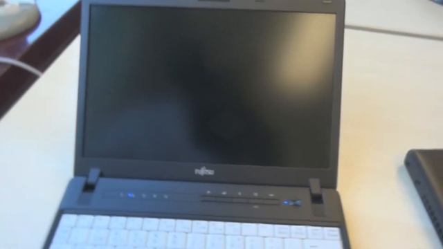 Laptop Fujitsu Lifebook P702 смотреть онлайн