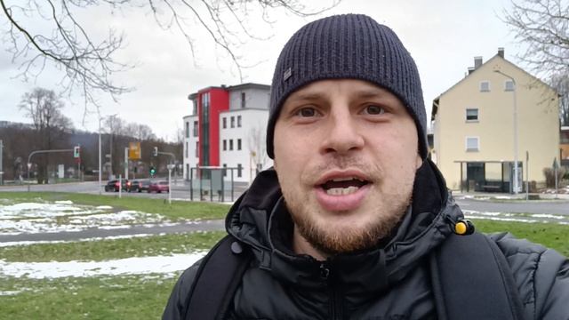 Как получить деньги на одежду ? Украинские беженцы в Германии 2023????