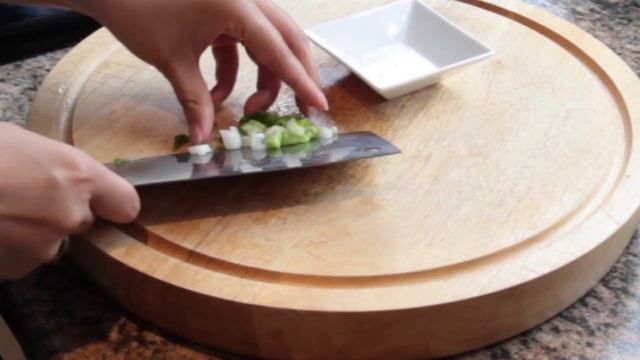 Tasty Chinese Shredded Potato Dish （炒土豆丝）| How to cook Chinese food - Chinese cooking made easy! смотреть онлайн