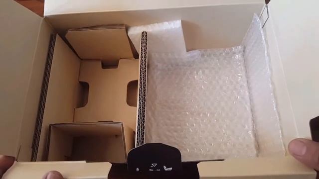Nikon D5600 Unboxing & Overview смотреть онлайн