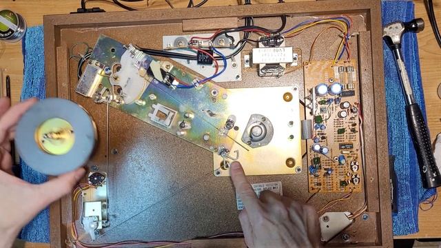 Hitachi HT-550: No Quartz Lock смотреть онлайн