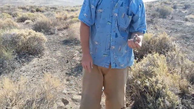 Behind the Stones-- Episode 1: Prospecting & digging for geodes смотреть онлайн