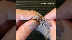 ВЯЗАЛЬНЫЙ ЛАЙФХАК. Вертикальная цельновязаная планка полой резинкой.