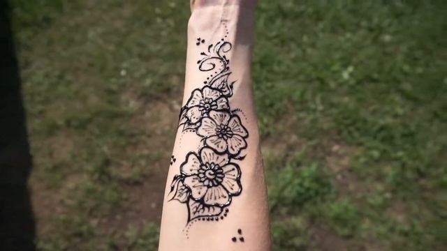 Праздничный час 