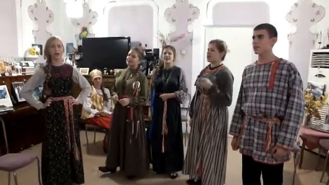 "В чужу-дальнюю сторонку...". Жаворонушки смотреть онлайн