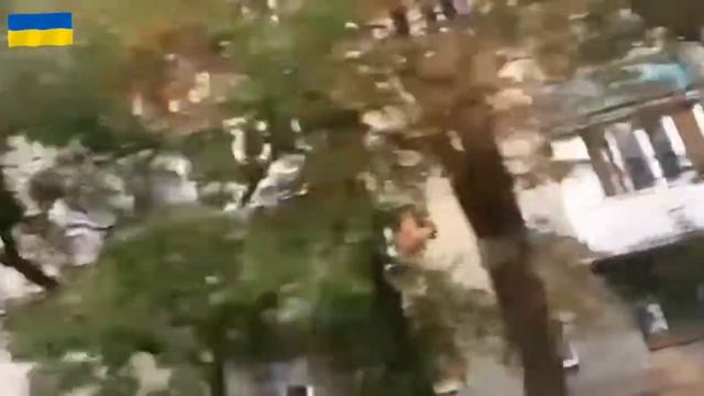 Авдеевка прилеты, город разрушен смотреть онлайн