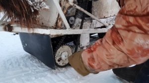 Как поставить соскачившую цепь на мотобуксировщик. Крутой Лайфхак! Ручной реверс незаменим!