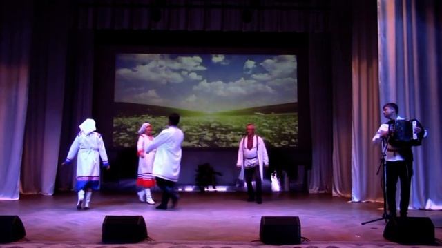 Танец "кировских мари" народный марийский ансамбль "Лекше выт" смотреть онлайн