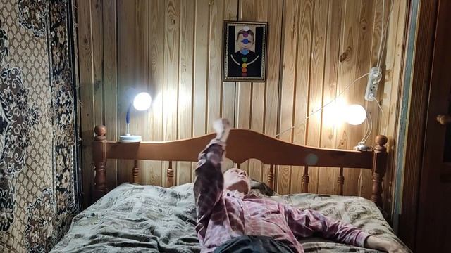 2 лампы. На 1 удар ДВА быстрых ВЗГЛЯДА на обе ЛАМПЫ! Мантра ШУМЕРОВ. А Л И И - Лу У У У! смотреть онлайн