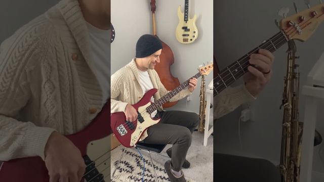 Chaka Khan I Was Made To Love Him (bass cover) смотреть онлайн