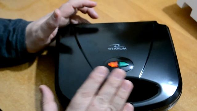 Сендвичница Esperanza TKT005K Pizzaiola смотреть онлайн