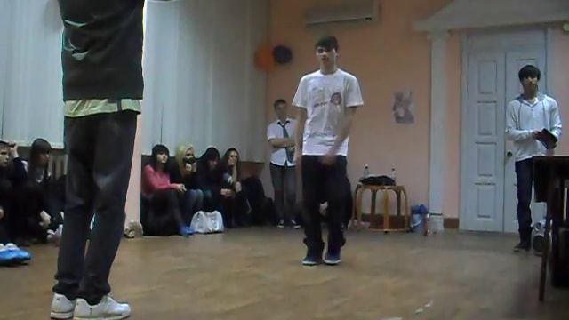 Eclipse dance battels (Saratov) Виталя vs. Антон Сердешнов смотреть онлайн