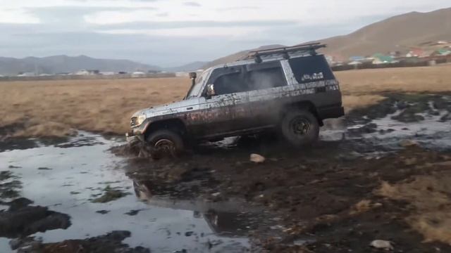 Toyota Landcruiser PRADO 78