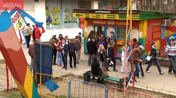 GOpoД: Молдавский Диснейленд 280311