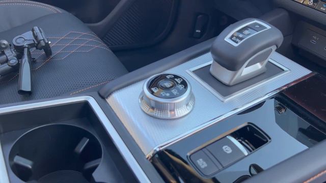 Why is THIS 2022 Mitsubishi Outlander SO Special? смотреть онлайн
