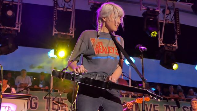 Joe Bonamassa & Larkin Poe - Spoonful - KTBA Cruise 2019 смотреть онлайн