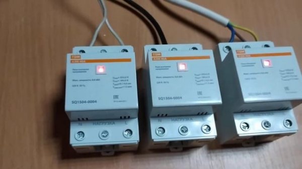 Тестирование реле напряжения АЗМ TDM 40 Ампер [Электро - Видео]