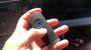 КАК СНЯТЬ и ЗАМЕНИТЬ РУЧКУ БАРДАЧКА на AUDI A4 B6 B7