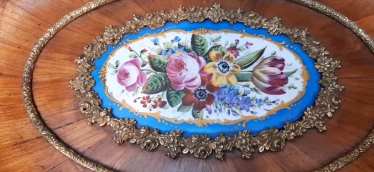 Часть 1. АНТИКВАРНЫЙ САЛОН В ГОСТИНОМ ДВОРЕ В МОСКВЕ смотреть онлайн