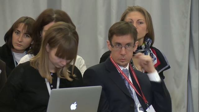 Day 2, Hall C, Session "Centres outside the centre: Moscow's potential as a polycentric megacity" смотреть онлайн