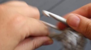 ПРЯМОУГОЛЬНЫЙ КОВРИК КРЮЧКОМ из трикотажной пряжи. ПОЛОСАТЫЙ КОВЁР КРЮЧКОМ. Как вязать коврик