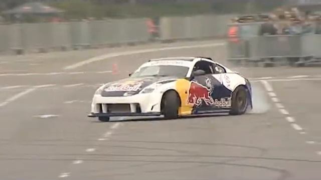 HEADLINER [RU] С шумом, с дымом смотреть онлайн