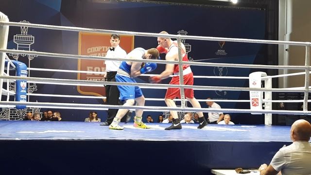 1/2 финала! 92 кг. Фёдоров (МСМК) & Токарев (1 раз.) [Бокс! Чемпионат СПБ 2022] смотреть онлайн