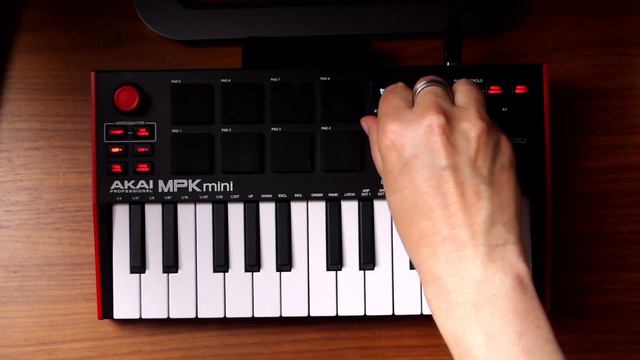 AKAI MPK Mini MK3 - Der BESTE MIDI Controller? (Ableton, FL Studio, Cubase, Logic) смотреть онлайн