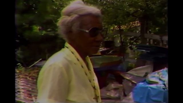 Emma Dupree Little Medicine Thing | RARE Interview [Documentary] #story #documentary #history смотреть онлайн