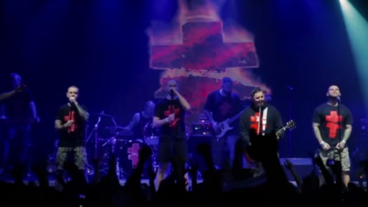 BRUTTO – Воины света - LIVE IN ATLAS (Official concert Video) смотреть онлайн