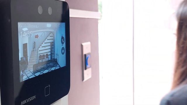 Hikvision DS-K1T341AMF Face Recognition Terminal