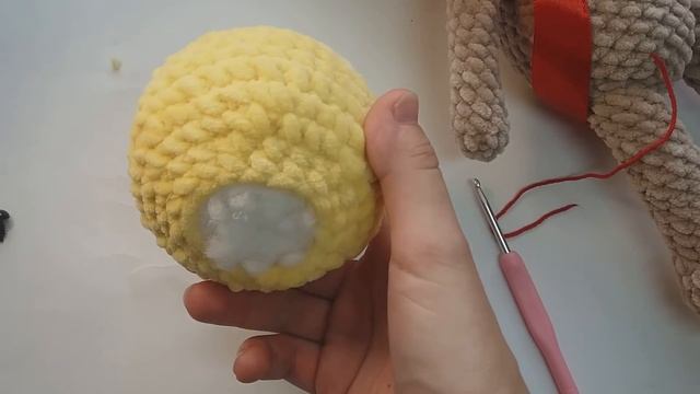 ВЯЗАНЫЙ ЗАЯЦ КРЮЧКОМ ИЗ ПЛЮШЕВОЙ ПРЯЖИ мастер-класс смотреть онлайн