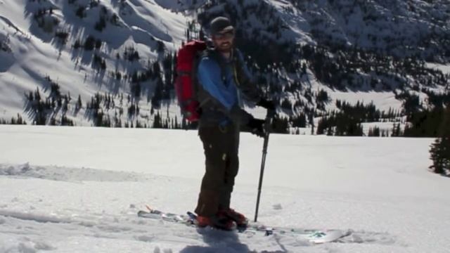 Backcountry skiing tip - How to remove your climbing skins with out taking your skis off смотреть онлайн