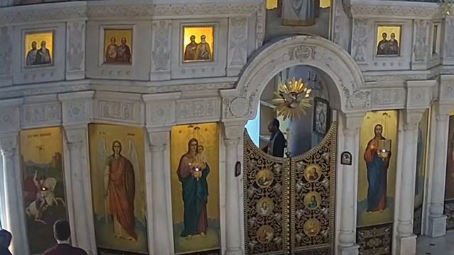 Утреня с чином погребения Плащаницы смотреть онлайн